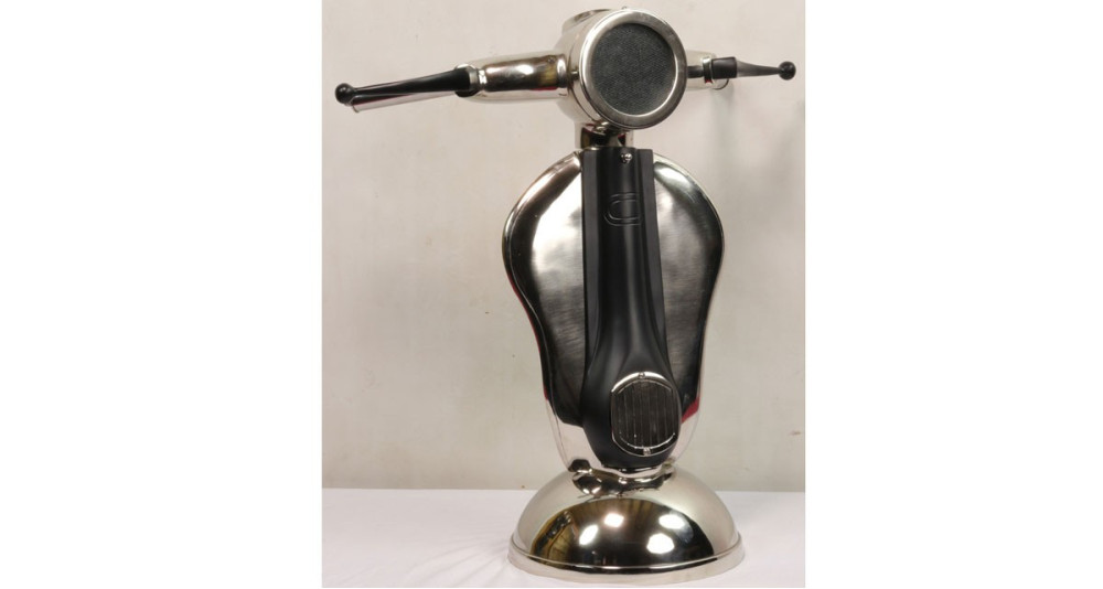 Lampe à poser design vintage avec forme de vespa italien Napolitano
