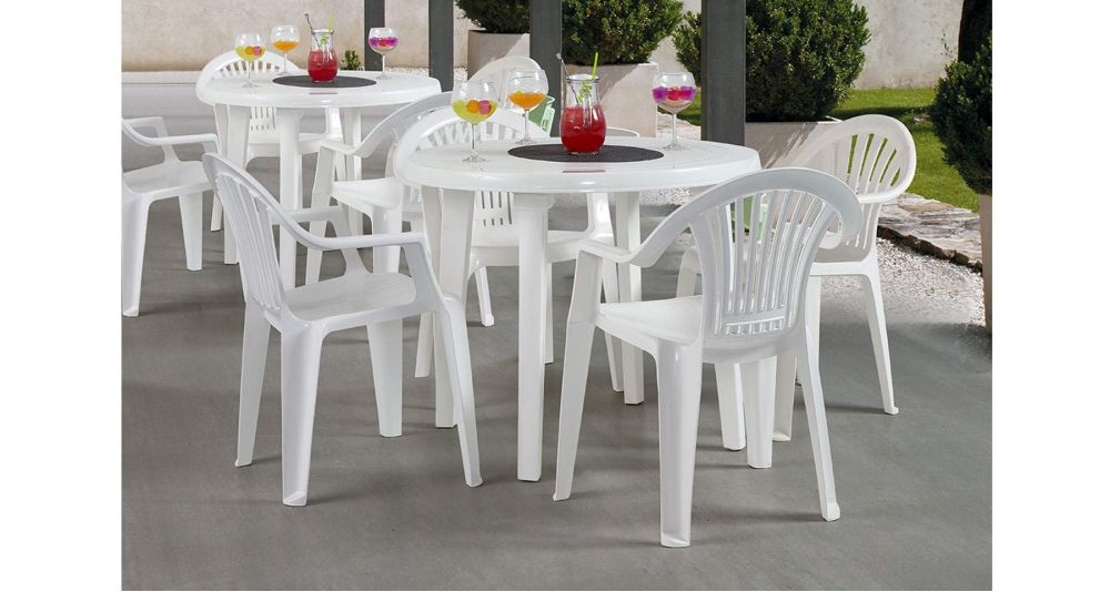 Lot 26 tables jardin rondes diamètre 90 cm en plastique blanc ou vert foncé Belmiro