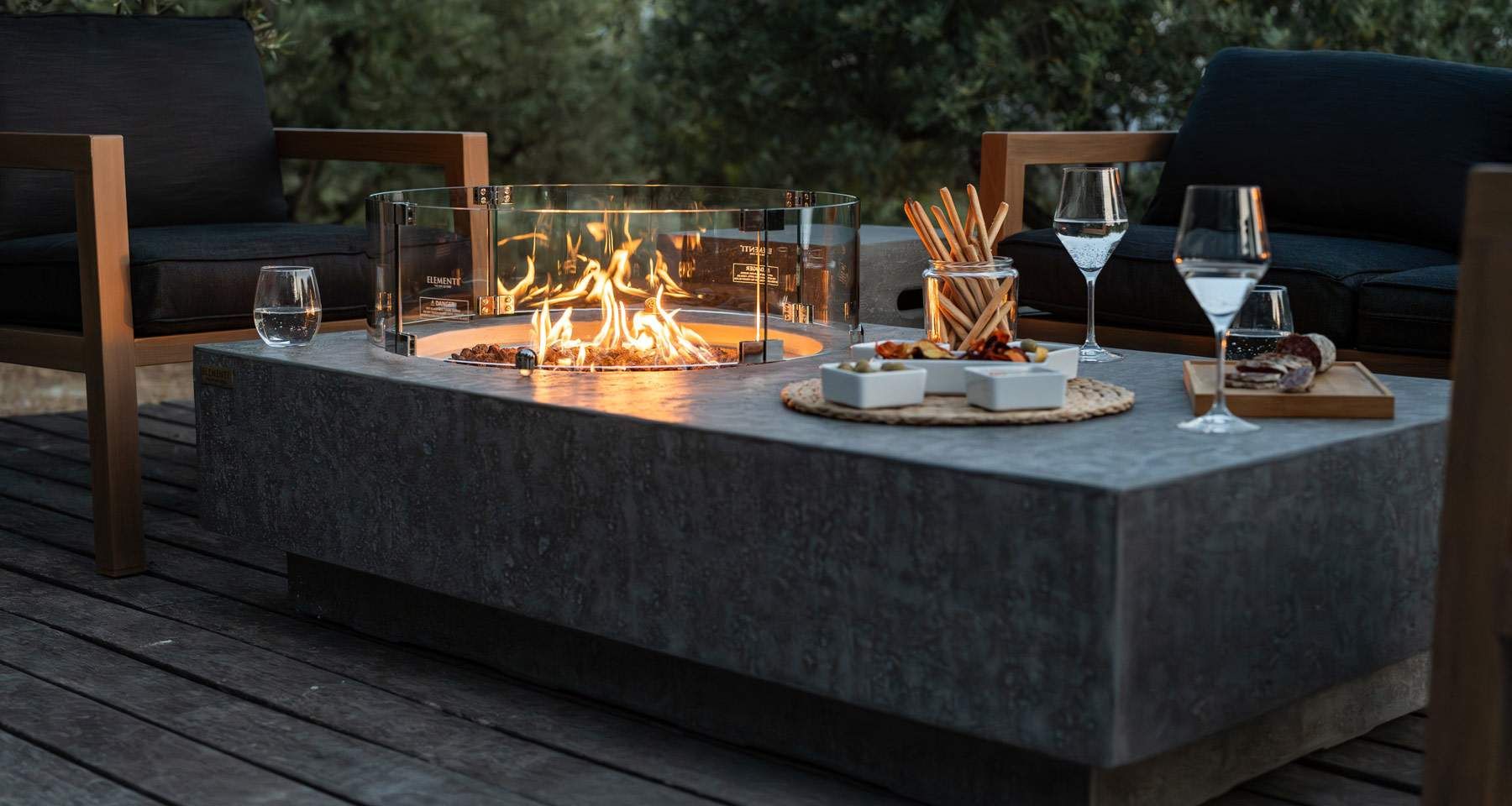 Table Basse De Jardin Design Avec Bras ro Rond Int gr Metropolis table-basse-de-jardin-design-avec-bras-ro-rond-int-gr-metropolis