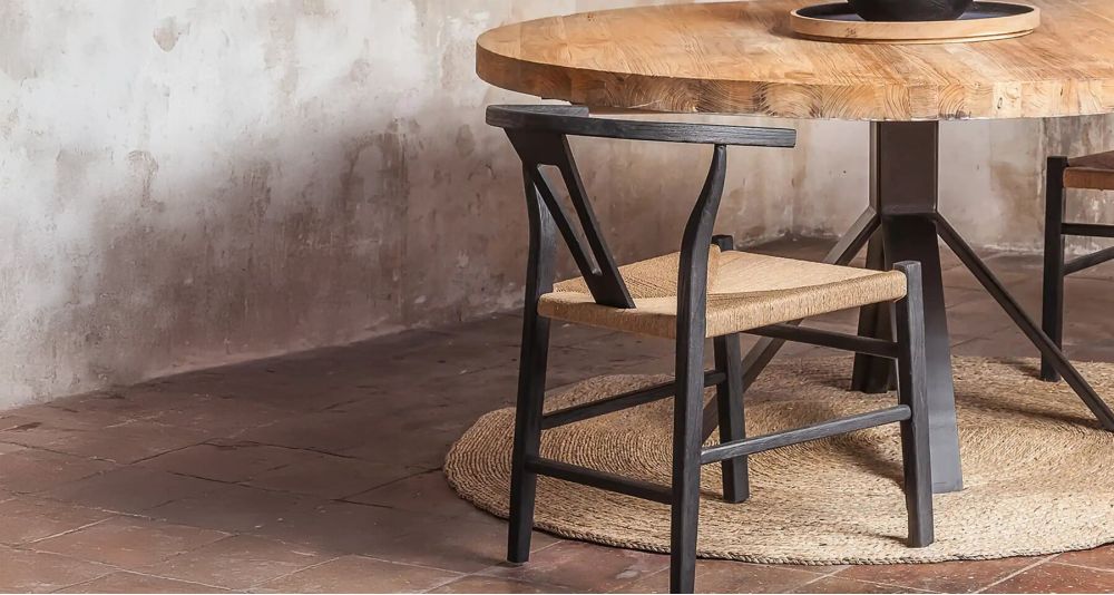 Table ronde en teck massif recyclé Jati