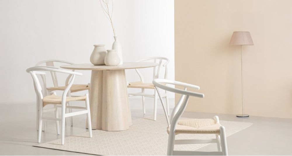 Table ronde diamètre 120 cm en bois Nassor