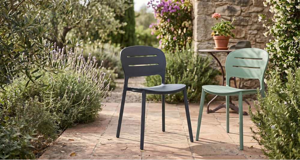 Lot 16 chaises de jardin pour professionnels Bella