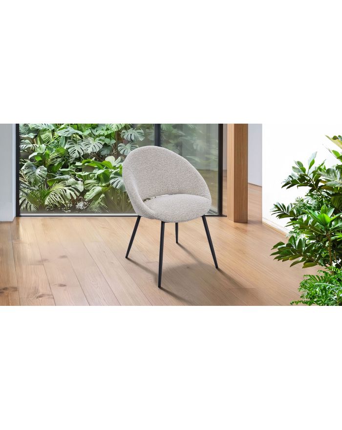 Lot de 2 chaises enveloppantes en tissu avec pieds métal Lilou - fond blanc - vue de face - blanc crème 