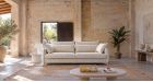 Canapé scandinave avec traversins Velvet - tissu blanc - vue de face - ambiance