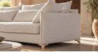 Canapé scandinave avec traversins Velvet - tissu blanc - vue de côté - ambiance