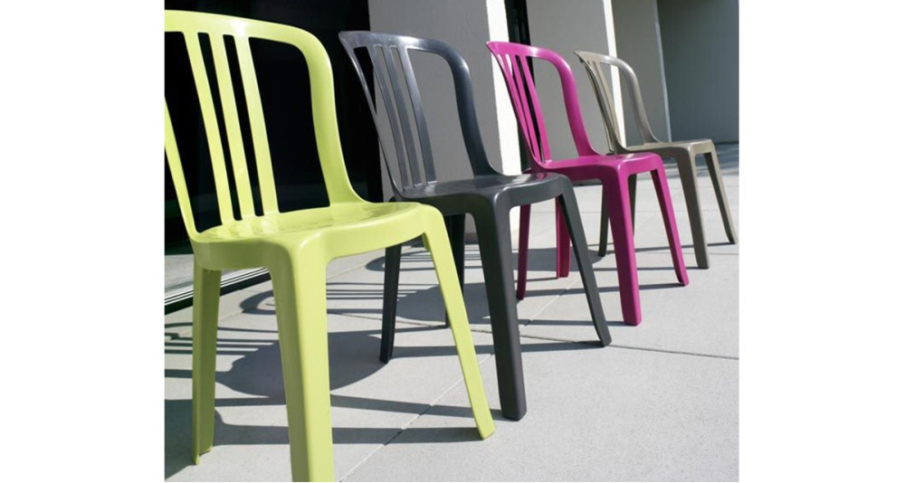 Lot 56 chaises de jardin empilables Miami Bistrot Grosfillex