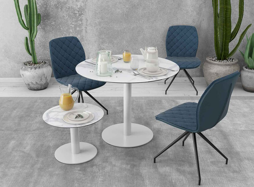 Petite table de repas ronde